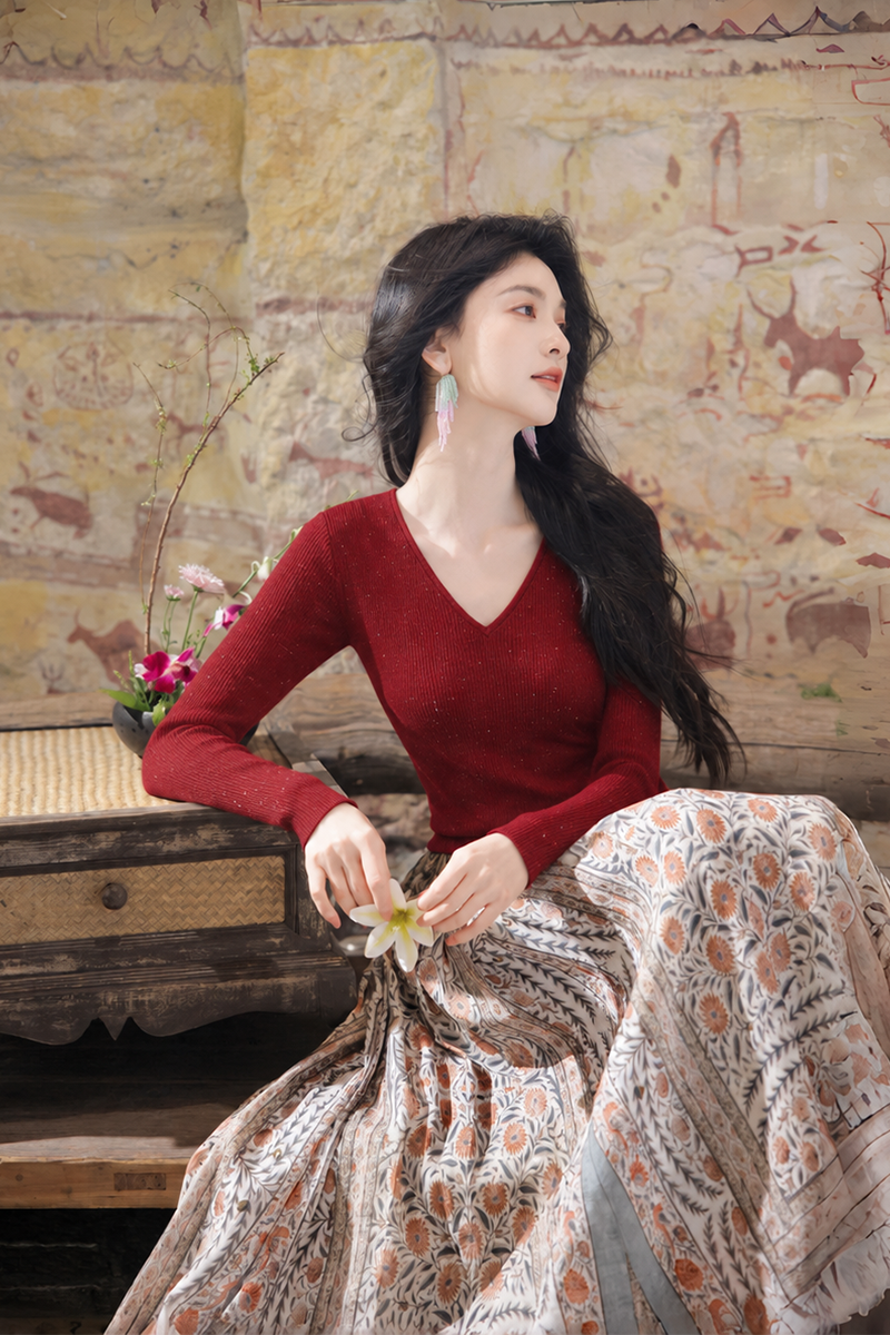 逸红颜明月优选 #【星棠】✨闪丝坑条V领针织打底衫🌷，把小小欢喜穿进日常