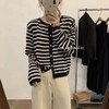 Coco Aaliyah韩系条纹含羊毛小开衫 含羊毛混纺纱线软糯细腻亲肤 经典横条纹显瘦百搭 单穿优雅｜外搭随性｜叠穿有层次 商品缩略图11