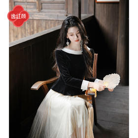 逸红颜《绮澜朵》26年秋新款奥黛风法式复古撞色翻边丝绒小上衣女