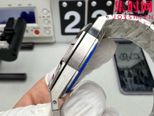 ZF爱彼皇家橡树"Jumbo"超薄16202系列 蓝色盘 男士腕表 表径39mm 小手腕福音 精简两针设计 商品图6