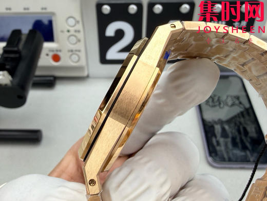 ZF爱彼皇家橡树"Jumbo"超薄16202系列 全玫金款 男士腕表 表径39mm 小手腕福音 精简两针 商品图6