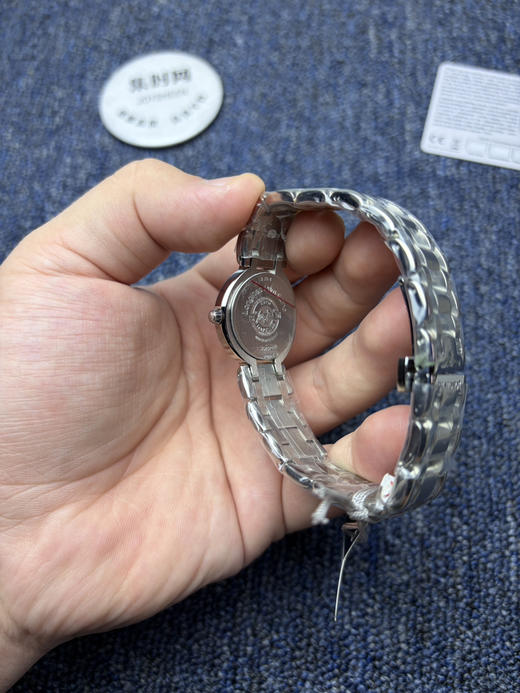 浪琴心月系列 贝母钻面 女士腕表 表径26.5mm 商品图5