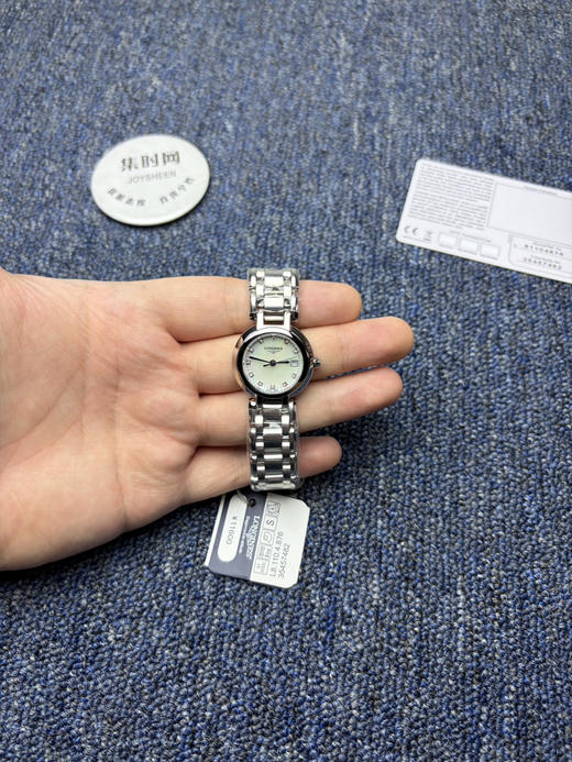 浪琴心月系列 贝母钻面 女士腕表 表径26.5mm 商品图8