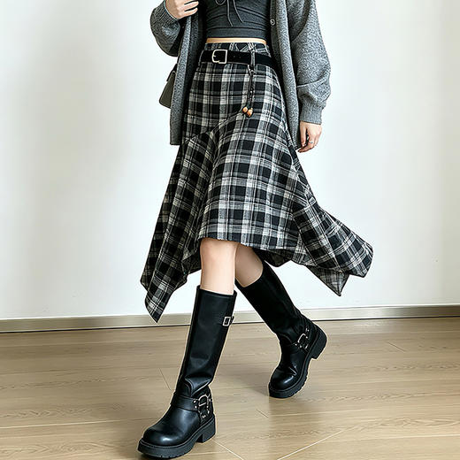 西遇复古格纹半身裙女2026秋季不规则剪裁气质百搭显瘦大摆长裙SS060946 商品图3