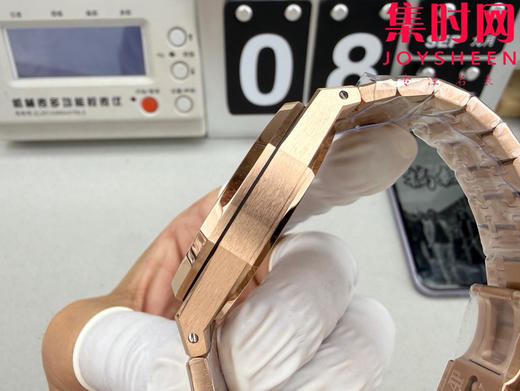 无卡度版本 王者再临！OCTA爱彼AP皇家橡树15500系列 全玫金黑盘 男士腕表 无卡度4302一体机 摆轮砝码 耀世登场 表径41mm 商品图6