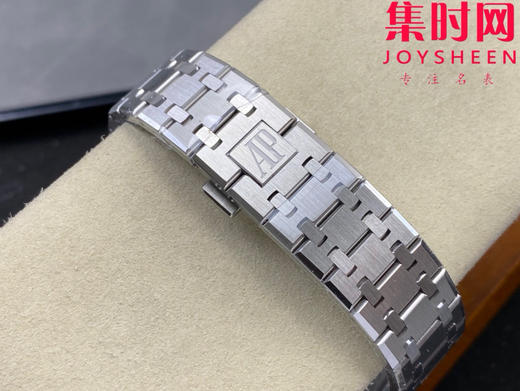 OCTA爱彼皇家橡树计时26331系列 黑色盘 男士腕表 表径41mm 丹东4801一体机 自动上链计时码表 商品图7