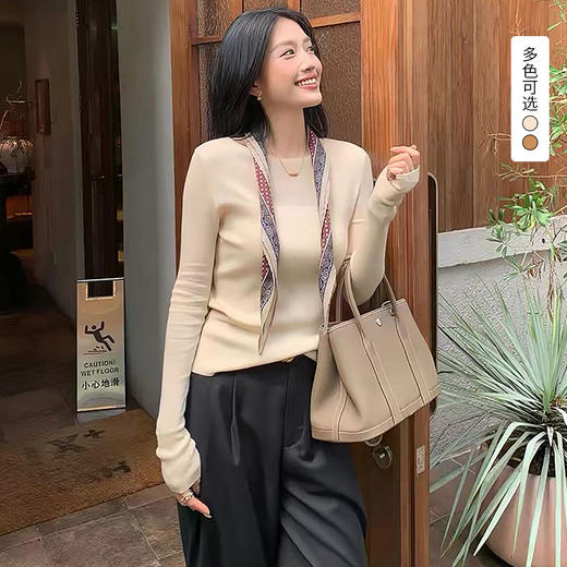 西遇设计感拼接针织衫女2026秋季透视氛围感羊毛宽松小众上衣SS060963 商品图0