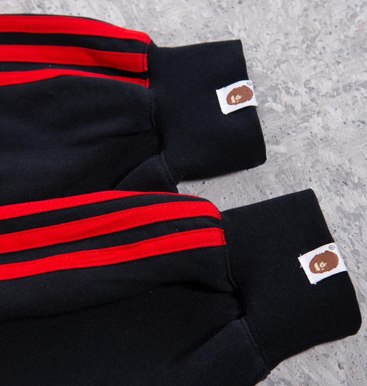 BAPE联名阿d拉链连帽卫衣 商品图11