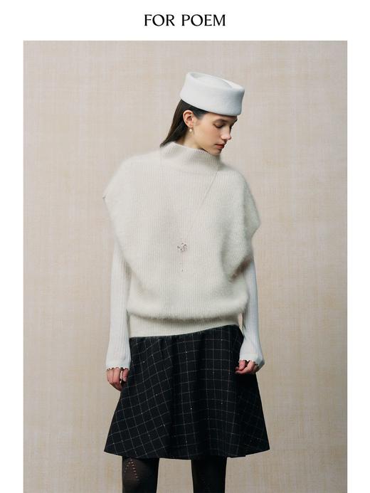 ForPoem 26F/W「伦敦时装周」绒感肌理 细闪亮片堆领羊绒拉绒马甲 商品图2