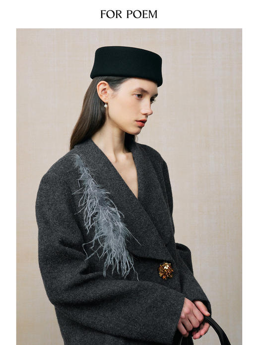 ForPoem 26F/W「伦敦时装周」100羊毛翻领廓形 可拆羽毛长款大衣 商品图3