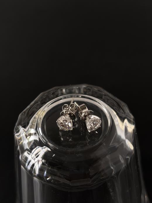 MAISON COVET  圆形四爪培育钻石耳钉 商品图0