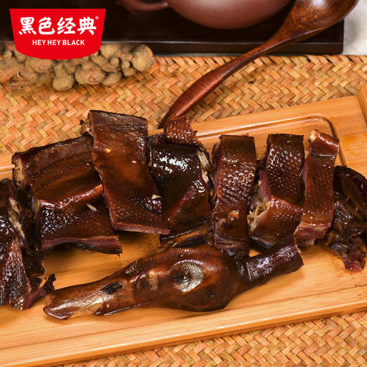 黑色经典酱板鸭湖南常德特产正宗手撕风干板鸭熟食即食零食小吃 商品图3