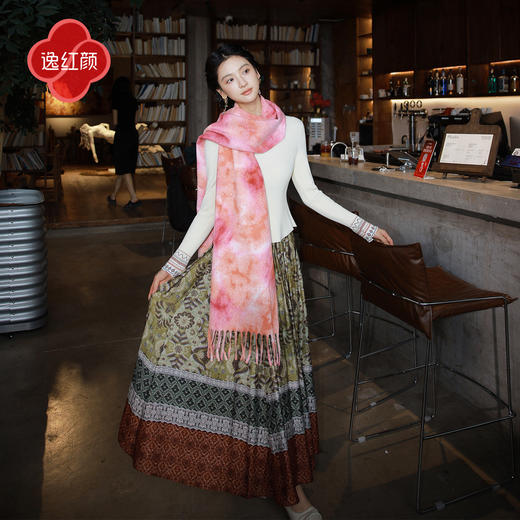 逸红颜《桃汐》2026冬新款圈圈纱氛围感扎染百搭流苏披肩围巾女 商品图1
