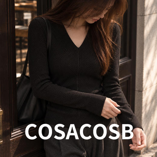 【简约设计 自带高级感】COSACOSB 人字纹羊毛V领长袖针织衫 细腻软糯 好看保暖 JS3699623 商品图1