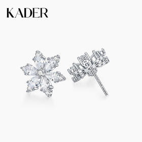 樱花耳钉×将细碎的银河光芒凝聚其中