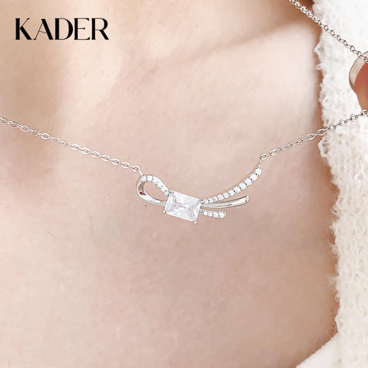 KADER卡蒂罗 冰晶丝带结项链 925银闪锆蝴蝶结浪漫简约设计锁骨链 梦幻温柔气质百搭配饰 送女友礼物 礼盒装 商品图0