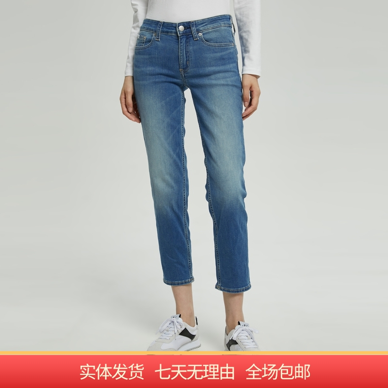 【自营】CK JEANS 春秋女士时尚修身直筒中蓝水洗弹力九分牛仔裤 J219161