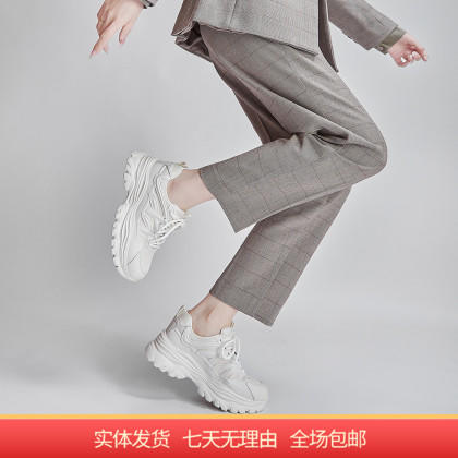 【自营】哈森 透气舒适鞋子女新款款老爹鞋女时尚休闲鞋 KC231701 商品图0