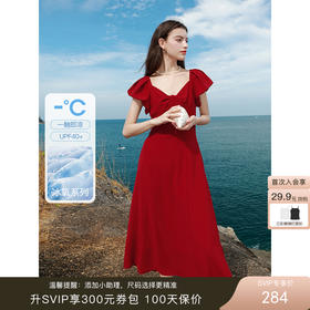 美爆的小红裙实拍