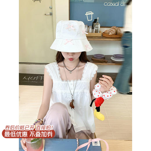 <曾小咸推荐>4.8现货秒杀！微信超特价！蕾丝边方领背心 日常159.99 立减90 秒杀69.99！休闲裤 秒杀79.99！！ 商品图0