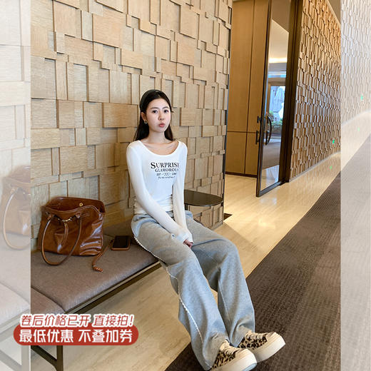 【110元任选2件】最后一波现货！休闲米白色大圆领字母修身T恤 商品图2