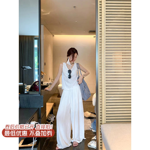 <曾小咸推荐>3.29现货秒杀！微信超特价！韩系休闲宽松垂感阔腿休闲裤 日常179.99 立减100 秒杀79.99！浅灰印花短袖秒杀59.99！！ 商品图1