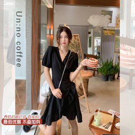 <曾小咸推荐> 连衣裙V领荷叶边中长款气质小黑裙潮