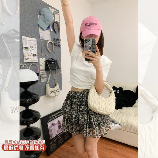 <曾小咸推荐>巨折清仓秒杀，稀有现货24小时发【仅限今日】 带垫肩短袖/ 花朵半身短裙 商品图0