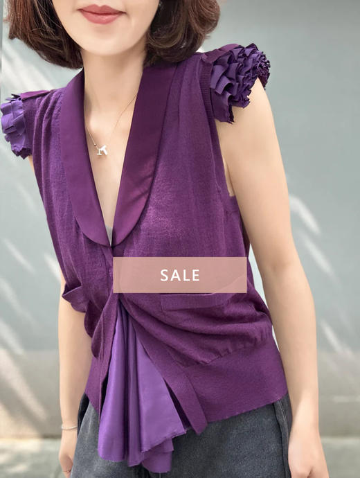 TYNVIE 花边肩饰针织马甲开衫-梅子色 商品图0