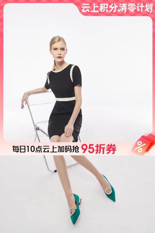 【云粉节】BF楼MM蓝色平底鞋货号MW223145-GN吊牌价999活动价599 商品图0