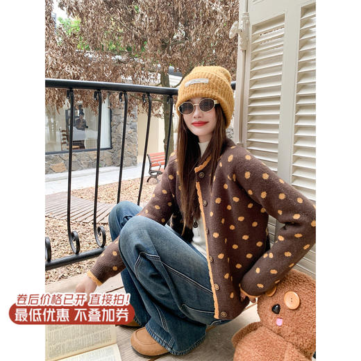 <曾小咸推荐>现货秒杀 ！微信超特价！复古波点毛衣开衫 日常209.99 立减120 秒杀89.99！！ 商品图1