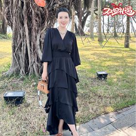 【破价】N°28 2025春季新款长款连衣裙 显瘦气质高腰V领设计感蓬蓬裙885241L518