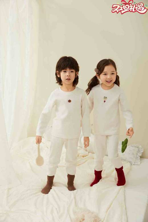 蕾蒂巴蒂 雪花舒绒男女童套装无骨家居服打底内衣套装男女童装 商品图0