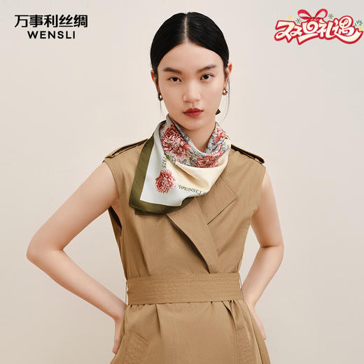 万事利“露华浓”国风古典63厘米双面印花真丝中方巾 商品图0