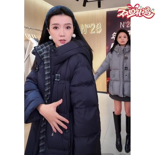N°28 白鹅绒服女秋冬短款小个子连帽宽松显瘦防风保暖羽绒外套8855A1Y257 商品图0