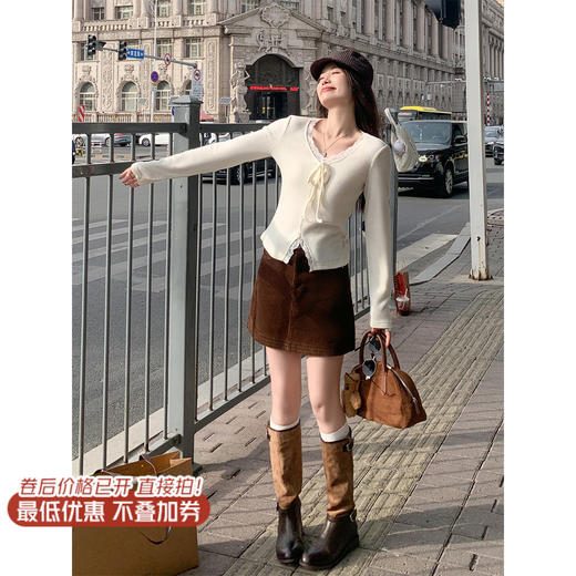 <曾小咸推荐>现货秒杀 ！微信超特价！韩系v领蕾丝边长袖 日常119.99 立减50 秒杀69.99！！ 商品图1