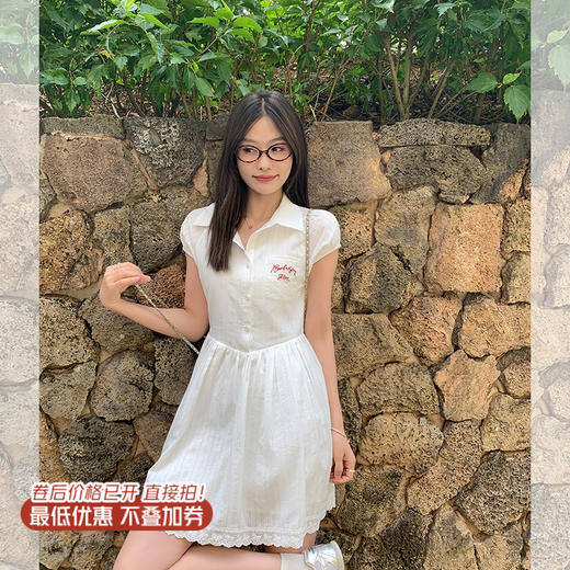 <曾小咸推荐>米白色字母绣花连衣裙 日常189.99/件 立减110 秒杀79.99/件！！ 商品图0