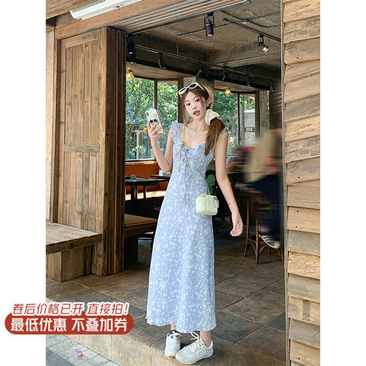 <曾小咸推荐>4.7现货秒杀 ！微信超特价！V领碎花收腰连衣裙 日常189.99 立减100 秒杀89.99！！ 商品图4