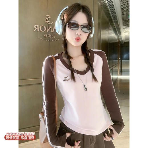 <曾小咸推荐> 美式v领拼接粉色长袖t恤 日常139.99 立减80 秒杀59.99！！ 商品图0