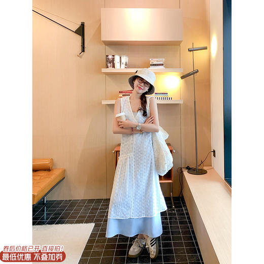 <曾小咸推荐>现货秒杀！卖完不补 ！微信打折价！韩系小清新真两件套连衣裙 日常219.99 立减80 秒杀139.99！ 商品图0