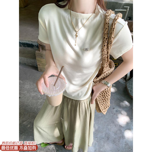 <曾小咸推荐>现货秒杀！卖完不补 ！微信打折价！短袖 日常109.99 立减50 秒杀59.99！休闲裙裤 日常159.99 立减70 秒杀89.99！ 商品图0