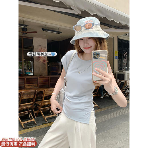 <曾小咸推荐>现货秒杀！卖完不补 ！微信打折价！韩系不规则修身短袖 日常89.99 立减40 秒杀49.99！ 商品图0