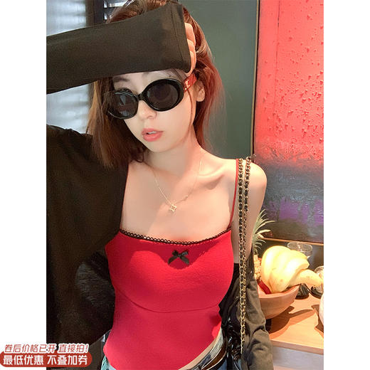 <曾小咸推荐>现货秒杀！卖完不补 ！微信打折价！甜辣妹蝴蝶结小背心带胸垫 日常99.99 立减50 秒杀49.99！ 商品图0