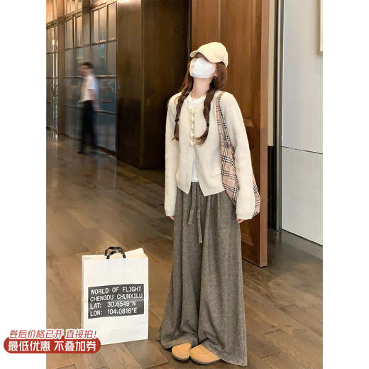 <曾小咸推荐>现货秒杀 ！微信超特价！2色韩系抽绳阔腿休闲裤 日常159.99 立减80 秒杀79.99！！牛角扣毛衣开衫特价89.99！ 商品图0