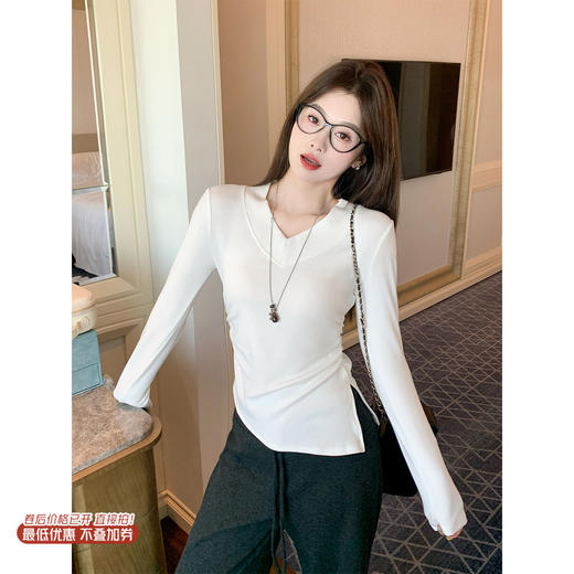 <曾小咸推荐>现货秒杀 ！微信超特价！2色v领磨毛开叉t恤 日常119.99 立减60 秒杀59.99！！ 商品图0