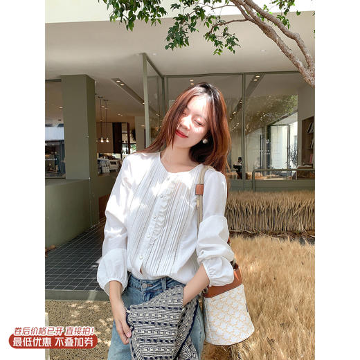 <曾小咸推荐>3.23现货秒杀 ！微信超特价！法式泡泡袖衬衫 日常179.99 立减100 秒杀79.99！！色织小香马甲秒杀69.99！ 商品图0