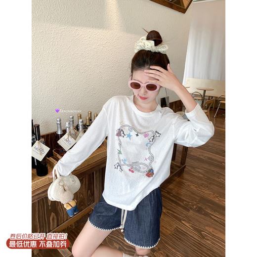 <曾小咸推荐>3.9现货秒杀 ！微信超特价！韩系立体装饰T恤 日常139.99 立减70 秒杀69.99！！ 串珠牛仔短裤 秒杀89.99！！ 商品图0